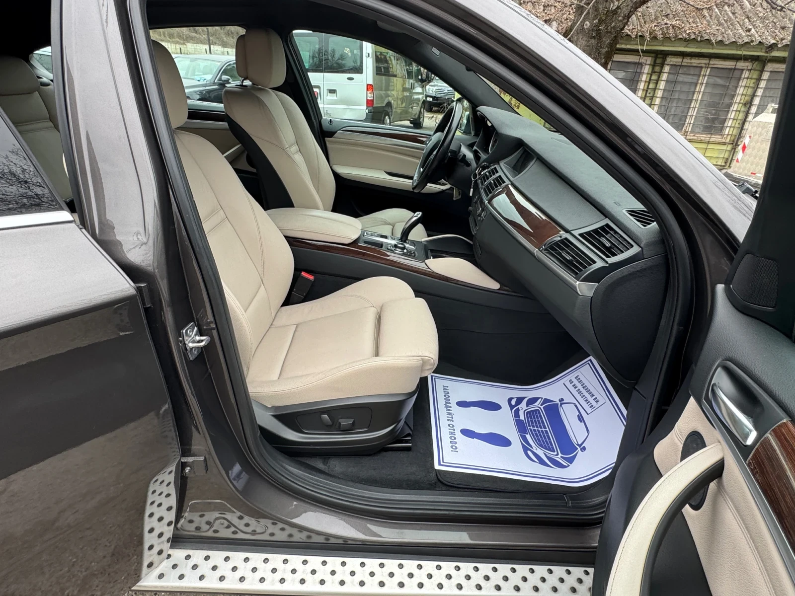 BMW X6 Гаранция за реален пробег!!, снимка 13 - Автомобили и джипове - 54526548