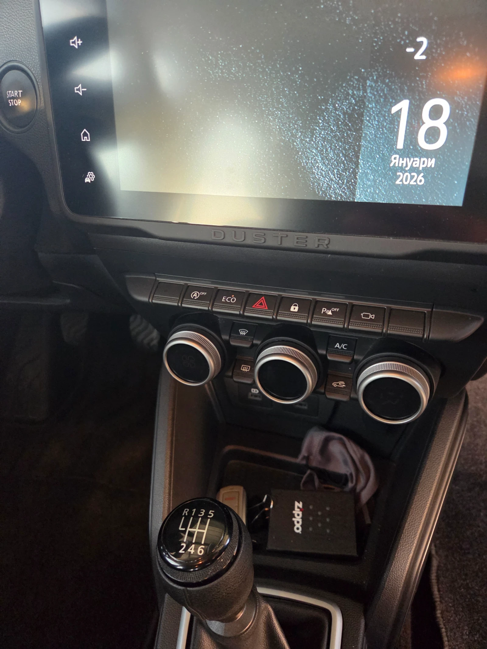 Dacia Duster 1.0 TCE  Фабрична газ!, снимка 6 - Автомобили и джипове - 55465582