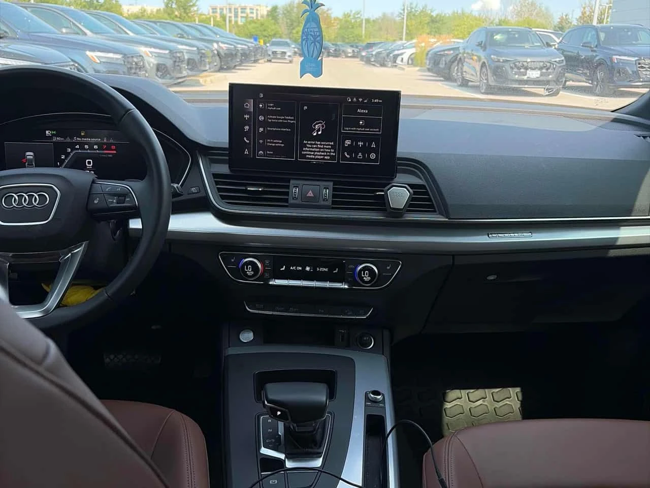 Audi Q5 Progressiv / ГЛАВНО ПРЕДСТАВИТЕЛСТВО НА АУДИ, снимка 9 - Автомобили и джипове - 55632539
