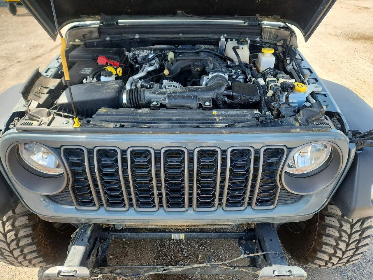 Jeep Gladiator 3.6l Sport, снимка 11 - Автомобили и джипове - 55812622