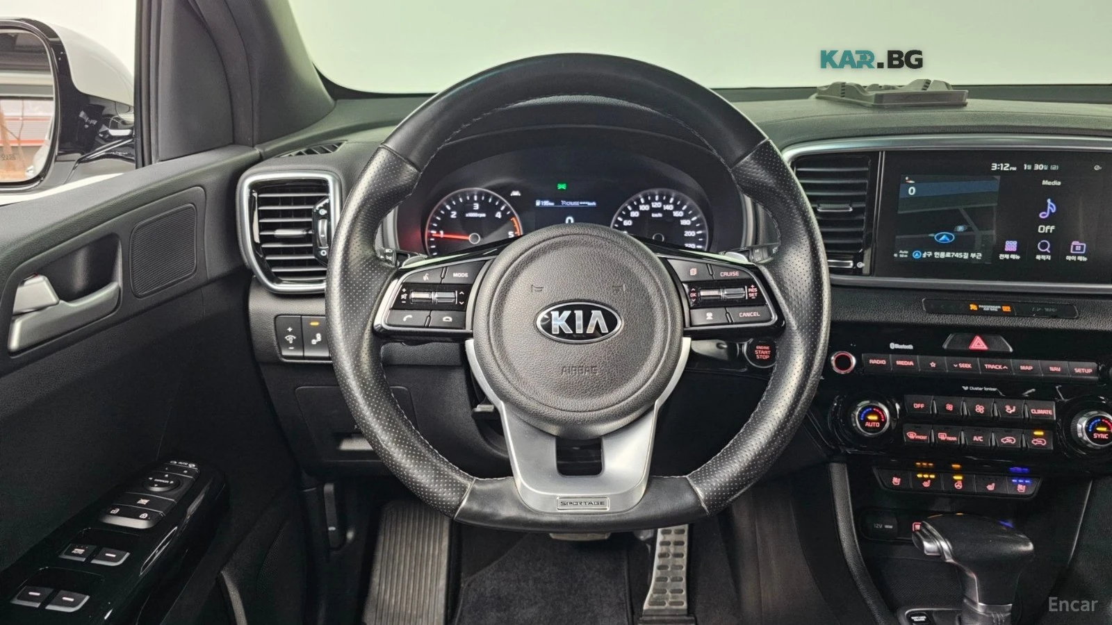 Kia Sportage 2.0D* SIGNATURE* КОЖА* ПОДГРЕВ* ОБДУХВАНЕ* КАМЕРА*, снимка 13 - Автомобили и джипове - 55978847