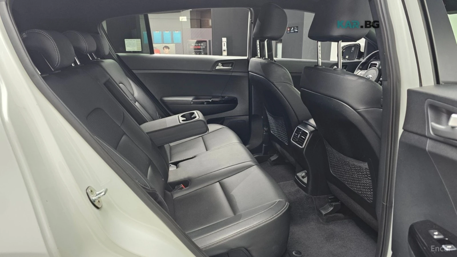 Kia Sportage 2.0D* SIGNATURE* КОЖА* ПОДГРЕВ* ОБДУХВАНЕ* КАМЕРА*, снимка 12 - Автомобили и джипове - 55978847