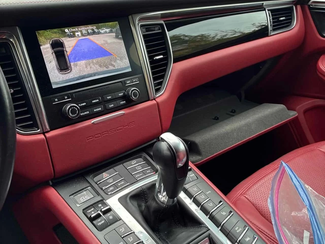 Porsche Macan, снимка 16 - Автомобили и джипове - 56734232