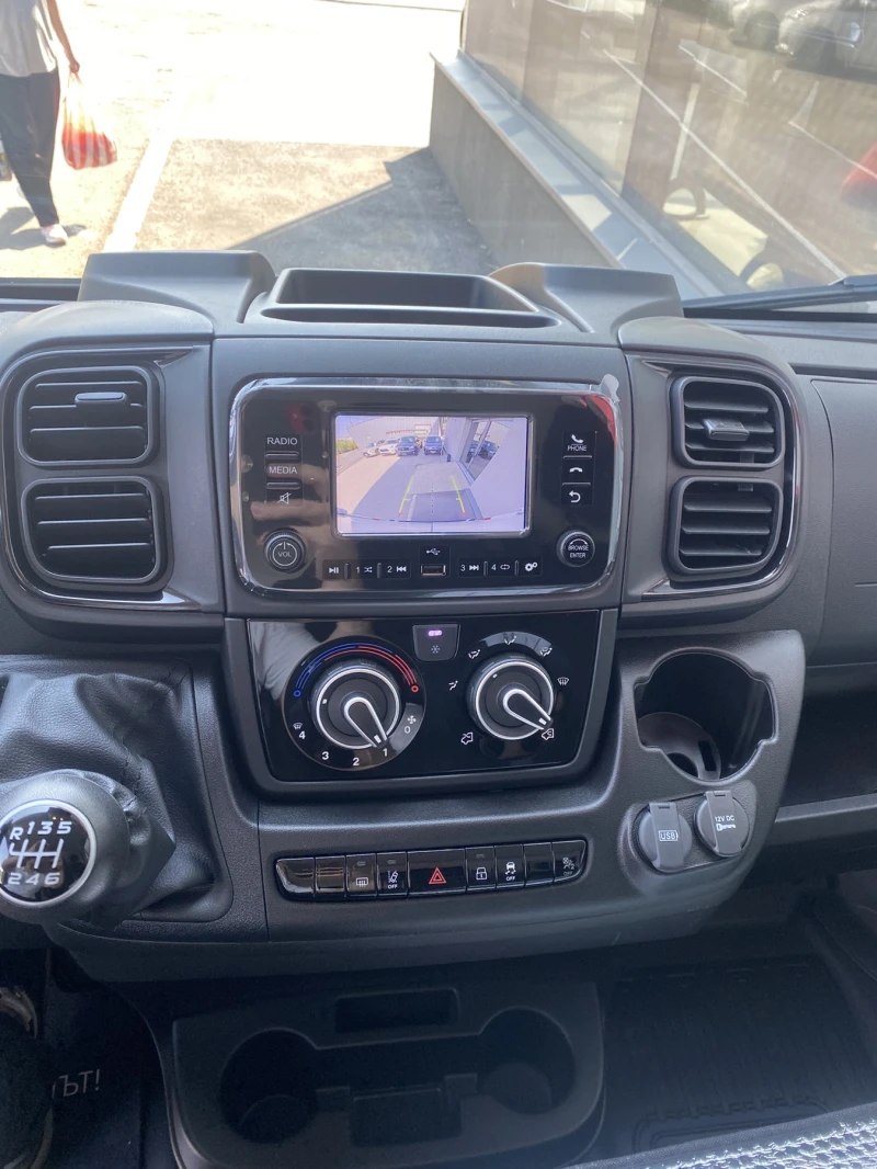 Toyota Proace MAX 2.2, снимка 9 - Бусове и автобуси - 51165390