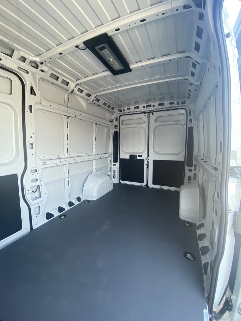 Toyota Proace MAX 2.2, снимка 6 - Бусове и автобуси - 51165390