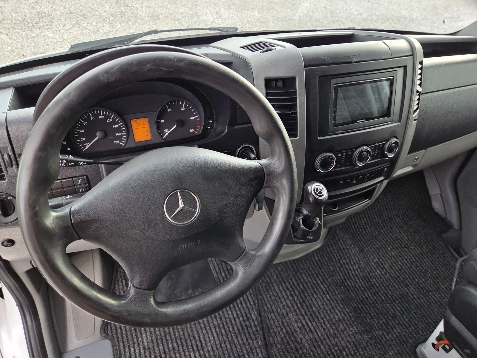 Mercedes-Benz Sprinter 316 Пътнически, 9 местен, ЕВРО 6, Климатик - изображение 10