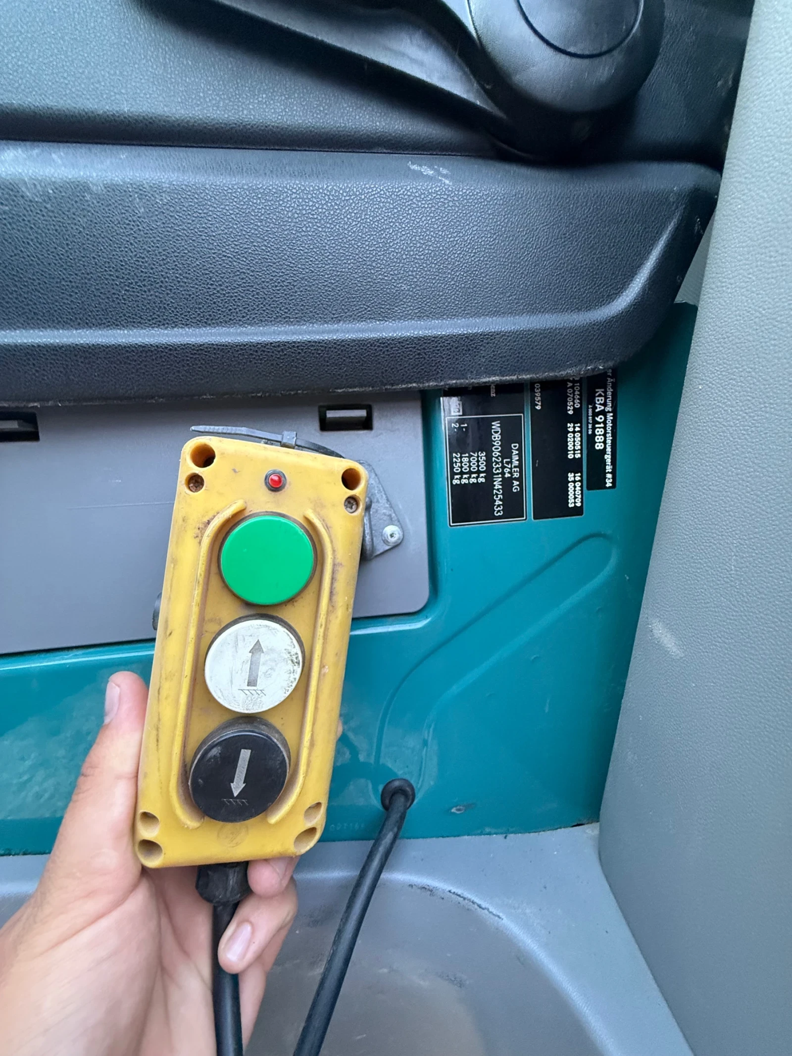 Mercedes-Benz Sprinter 316 Двойна кабина/6+ 1, снимка 10 - Бусове и автобуси - 54833982