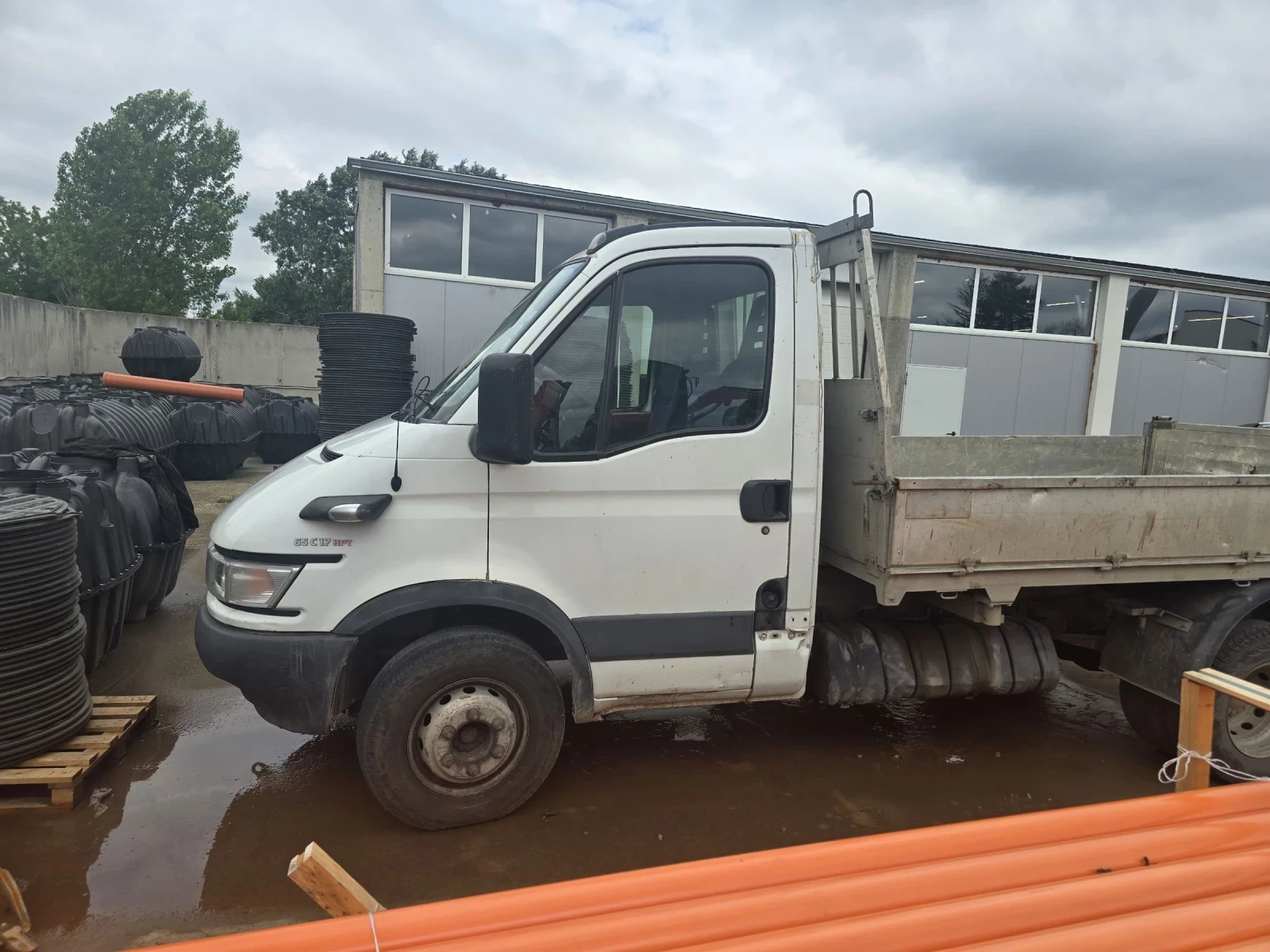 Iveco Daily 65C Самосвал Iveco 65C17 (регистриран Б кат.), снимка 2 - Бусове и автобуси - 54885498