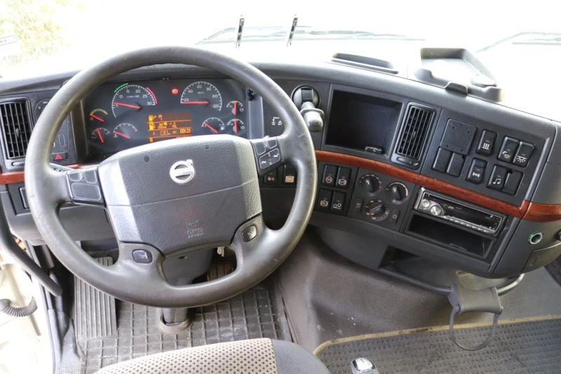 Volvo Fh, снимка 10 - Камиони - 52281524