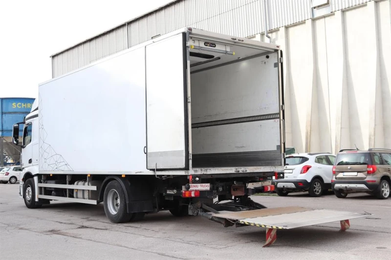 Mercedes-Benz Actros, снимка 6 - Камиони - 52294442