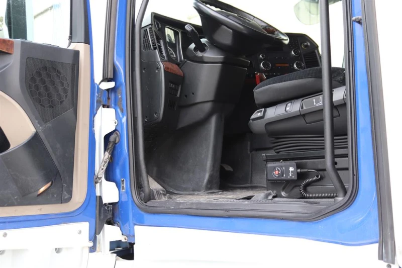 Mercedes-Benz Actros, снимка 13 - Камиони - 52294442
