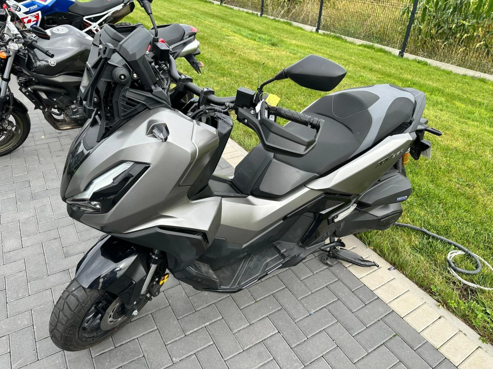 Honda X-ADV SILVER SPIRIT 2025 - изображение 2