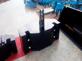 Друг вид Български Тежести за трактори (метални , бетонни), снимка 7