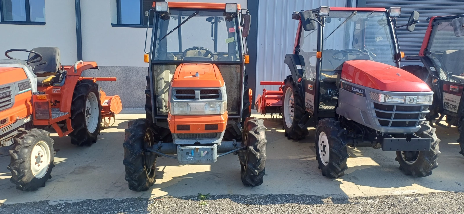 Трактор Kubota GL32 CAB, снимка 2 - Селскостопанска техника - 55585669