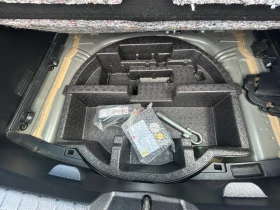 Toyota Yaris 1.5 hybrid , снимка 15