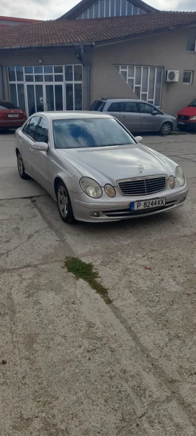  Mercedes-Benz E 280