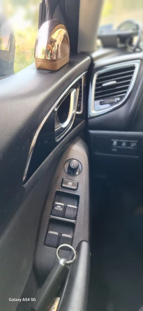Mazda 3 Skyactiv - 17000 лв. - 63877688 8