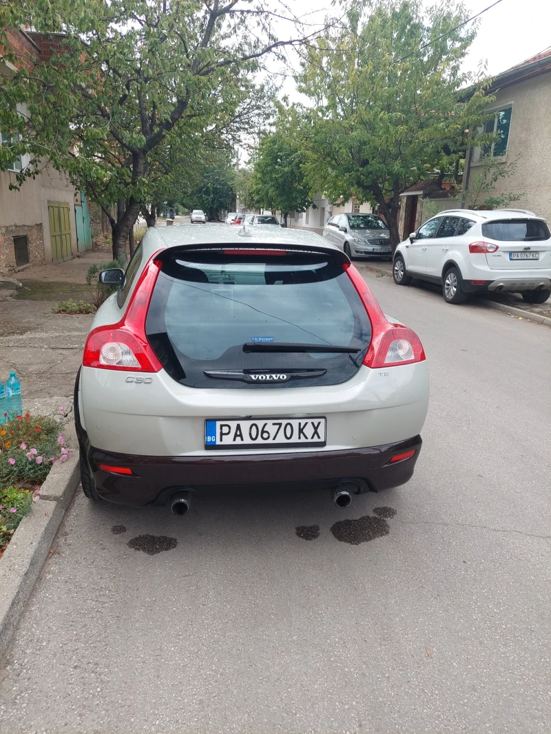 Volvo C30 T5, снимка 3 - Автомобили и джипове - 47549097