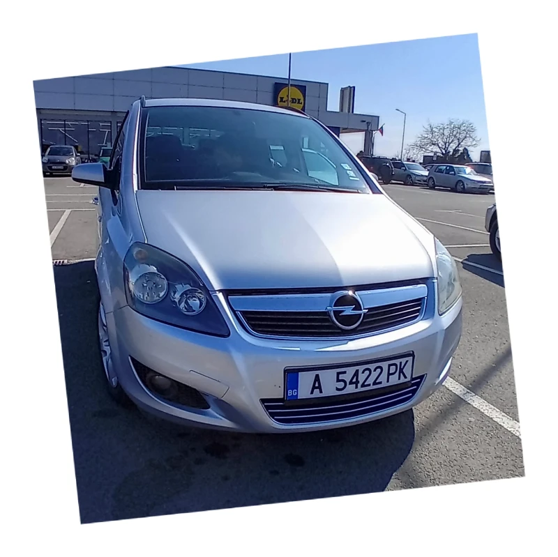 Opel Zafira 1.9Cdti facelift 150hp, снимка 1 - Автомобили и джипове - 47905664