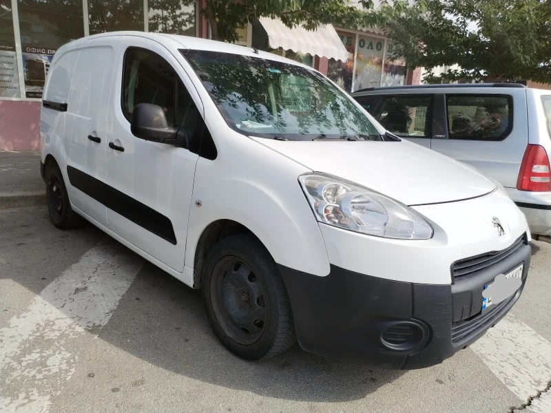 Peugeot Partner, снимка 4 - Автомобили и джипове - 48294452