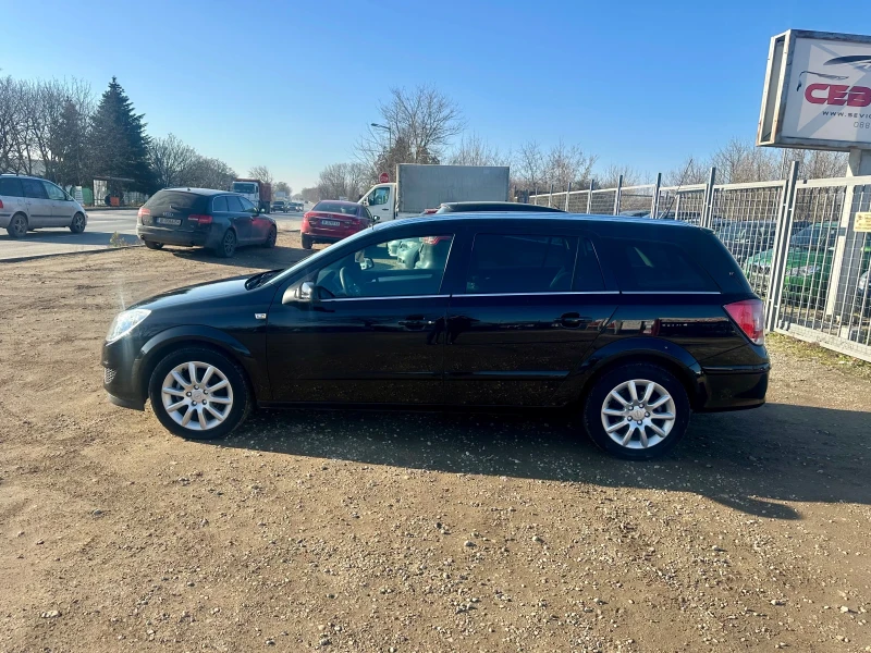 Opel Astra 1.6i, Facelift!!! , снимка 4 - Автомобили и джипове - 48724325