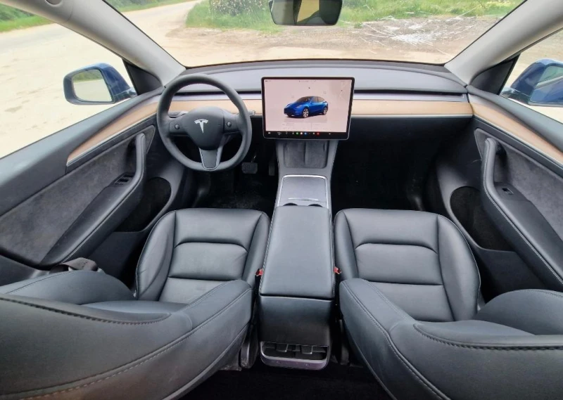 Tesla Model Y  4х4 Европейска Гаранция, снимка 13 - Автомобили и джипове - 50415781