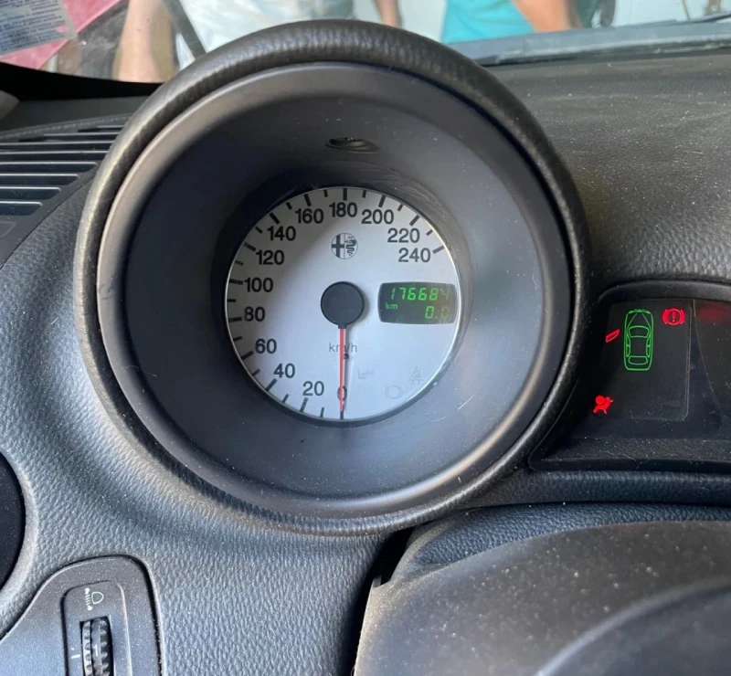 Alfa Romeo 156 2.0 16V Twin spark, снимка 6 - Автомобили и джипове - 51072012