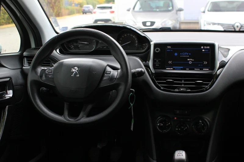 Peugeot 208 1.6 BlueHDI, снимка 6 - Автомобили и джипове - 52667127