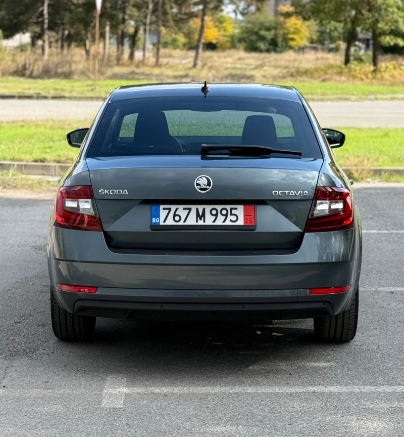 Skoda Octavia 3* FACELIFT* 1.6TDI* DISTRONIC* DSG7* РЕАЛНИ КМ, снимка 5 - Автомобили и джипове - 52066907