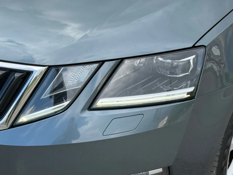 Skoda Octavia 3* FACELIFT* 1.6TDI* DISTRONIC* DSG7* РЕАЛНИ КМ, снимка 15 - Автомобили и джипове - 52066907