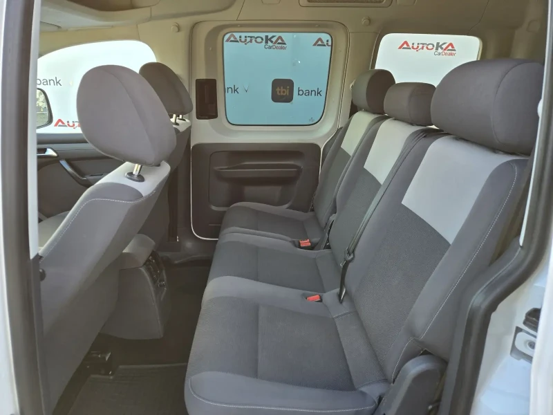 VW Caddy 1.6TDI-102кс= КЛИМАТИК= ПЪТНИЧЕСКИ, снимка 9 - Автомобили и джипове - 52123101