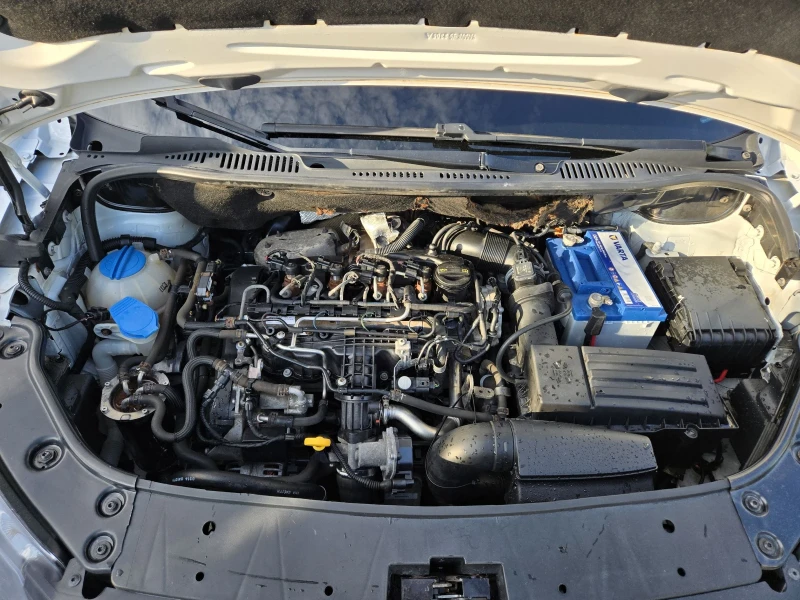 VW Caddy 1.6TDI-102кс= КЛИМАТИК= ПЪТНИЧЕСКИ, снимка 17 - Автомобили и джипове - 52123101