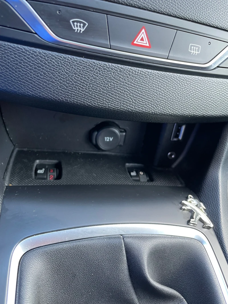 Peugeot 308 GT-line 205hp swiss, снимка 15 - Автомобили и джипове - 52582975