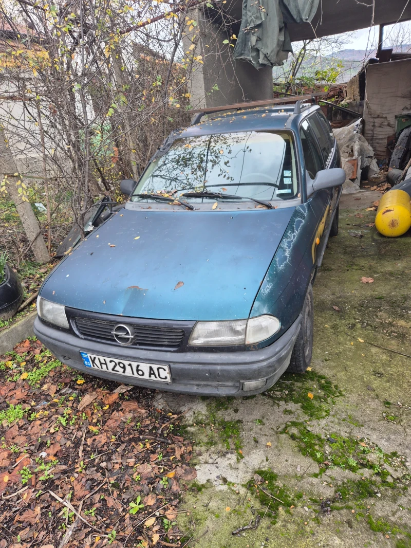 Opel Astra, снимка 2 - Автомобили и джипове - 52590965