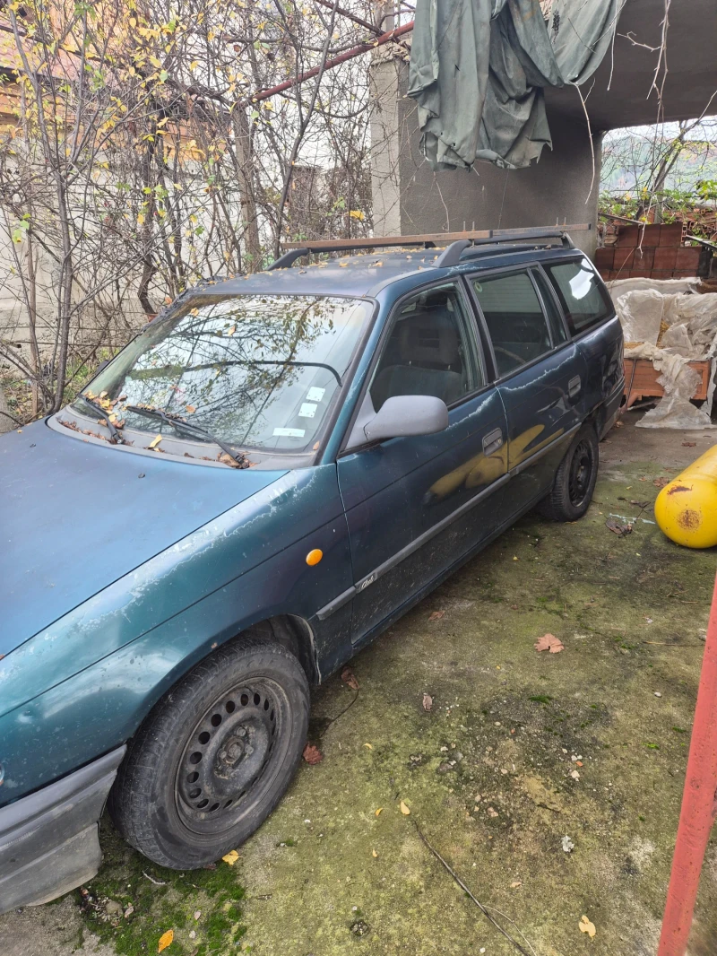 Opel Astra, снимка 3 - Автомобили и джипове - 52590965