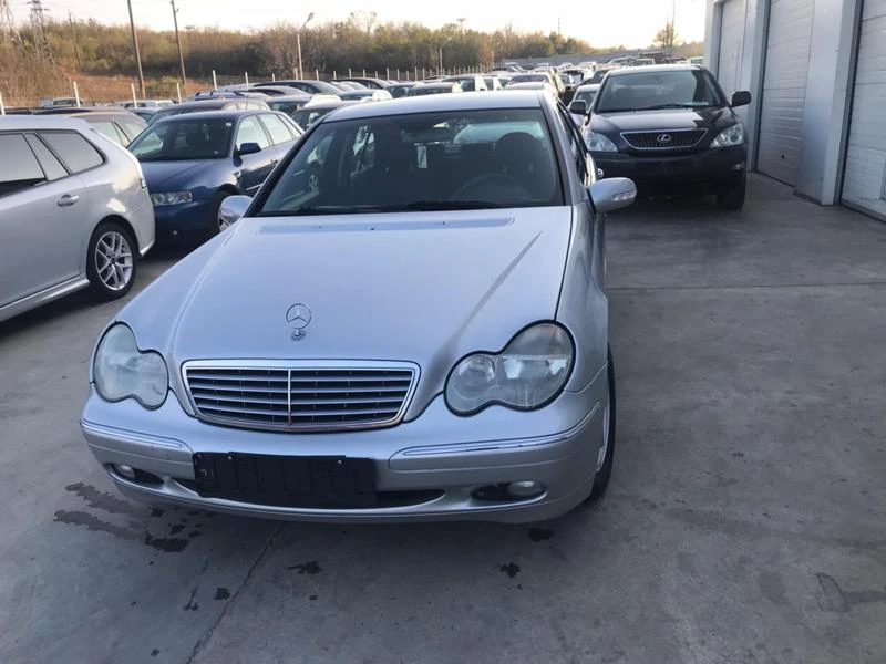 Mercedes-Benz C 220 2.2CDI  UNIKAT, снимка 1 - Автомобили и джипове - 23158267