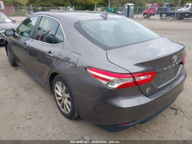 Toyota Camry  LE| СЕРВИЗНА ИСТОРИЯ | ОТ ЗАСТРАХОВАТЕЛ!, снимка 5 - Автомобили и джипове - 47440707