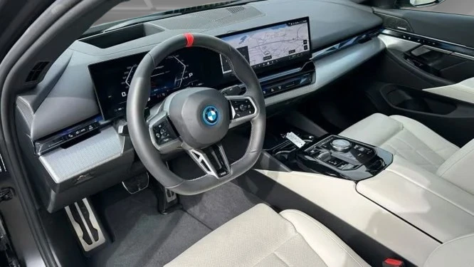BMW i5 M60 xDrive = M-Sport Pro = Гаранция, снимка 7 - Автомобили и джипове - 56117603