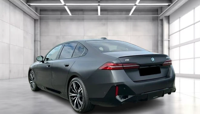BMW i5 M60 xDrive = M-Sport Pro = Гаранция, снимка 2 - Автомобили и джипове - 56117603