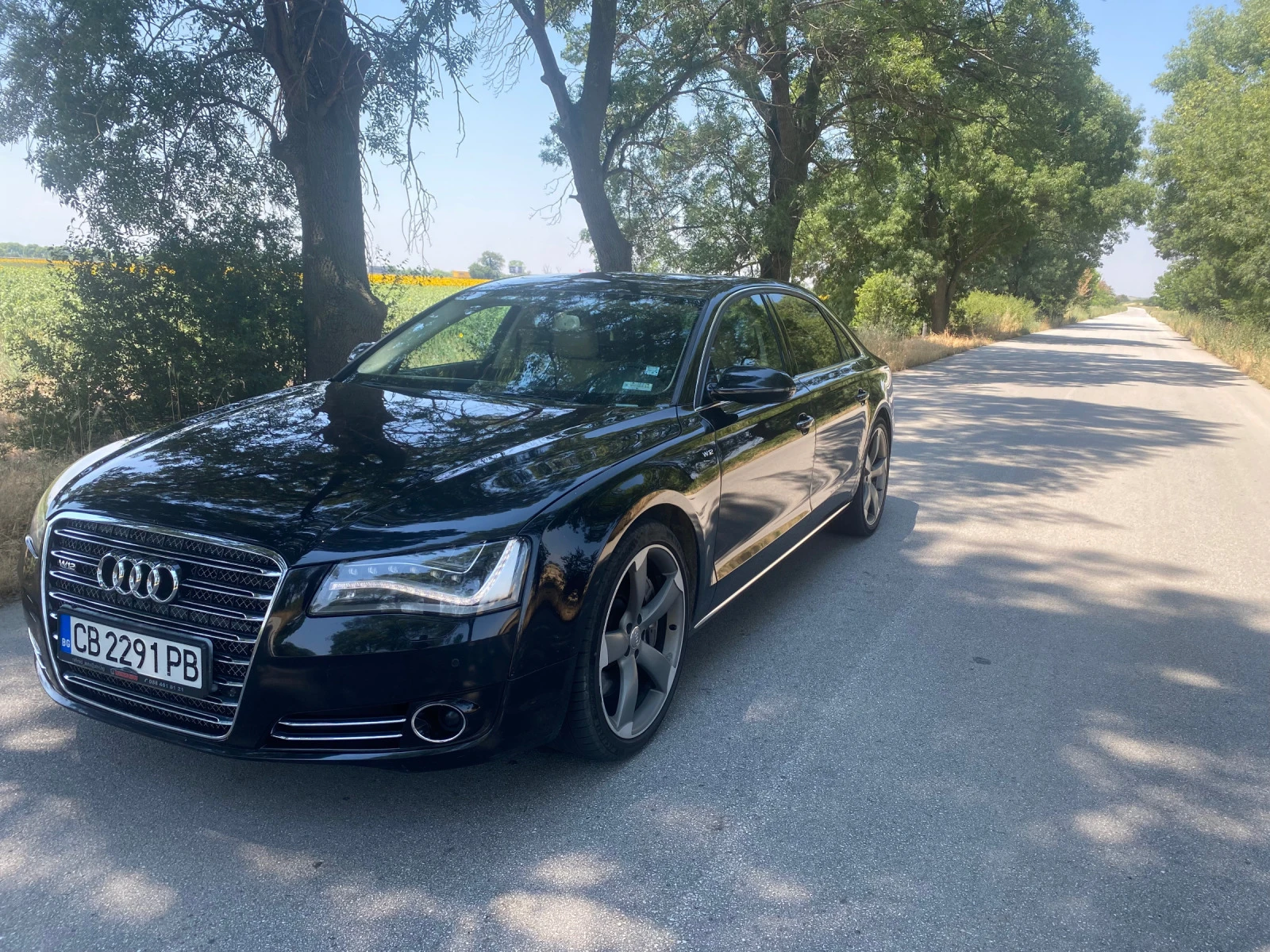 Audi A8 4.2TDI - изображение 2