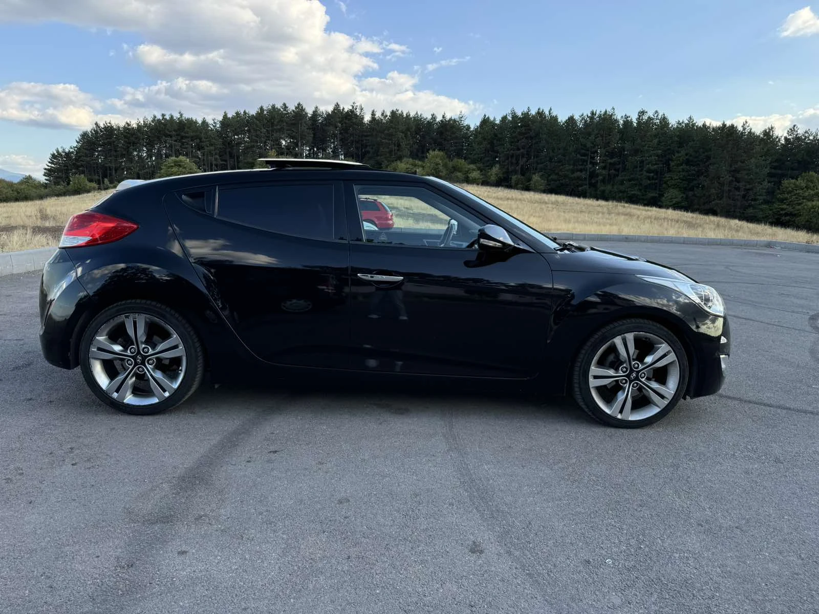 Hyundai Veloster  1.6 GDI 140k. - изображение 3