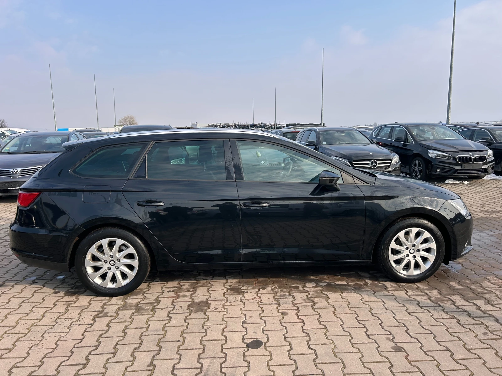 Seat Leon 1.6TDI NAVI EURO 5 - изображение 5