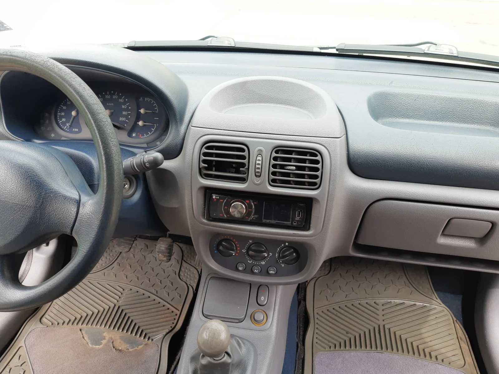 Renault Clio Бензин/Газ - изображение 8