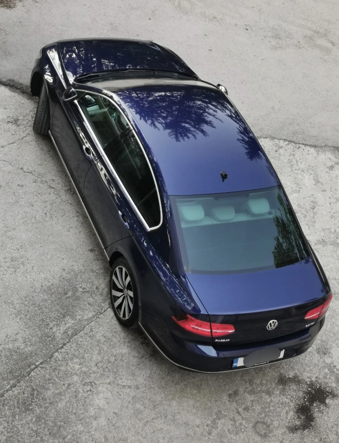 VW Passat 2.0 Highline + R-Line външен пакет - изображение 2