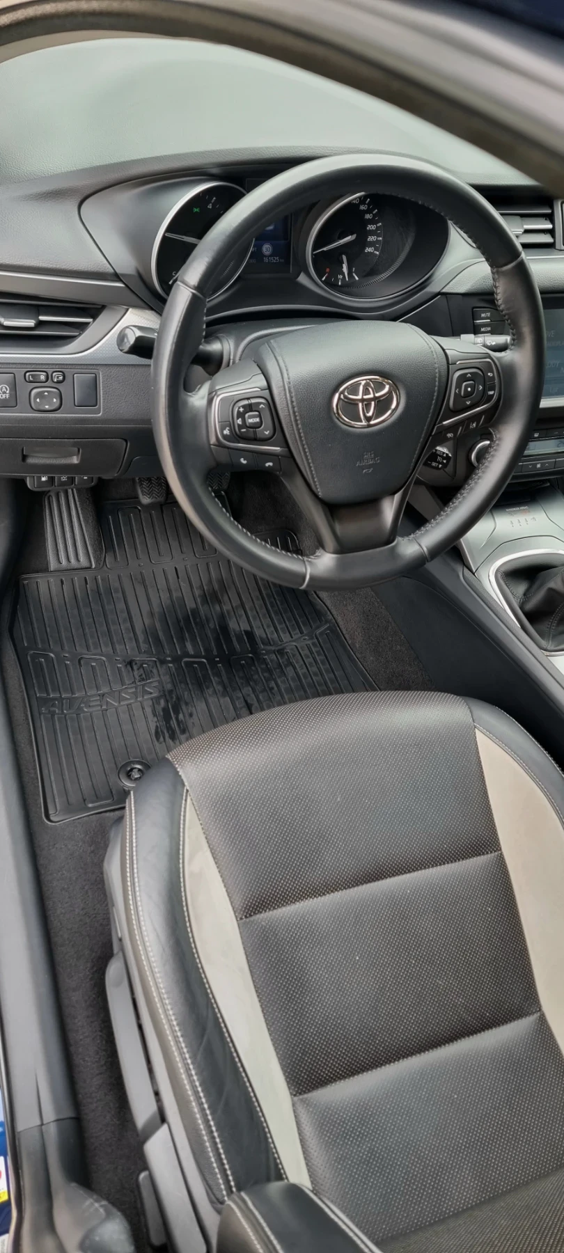 Toyota Avensis 2.0 D - изображение 6