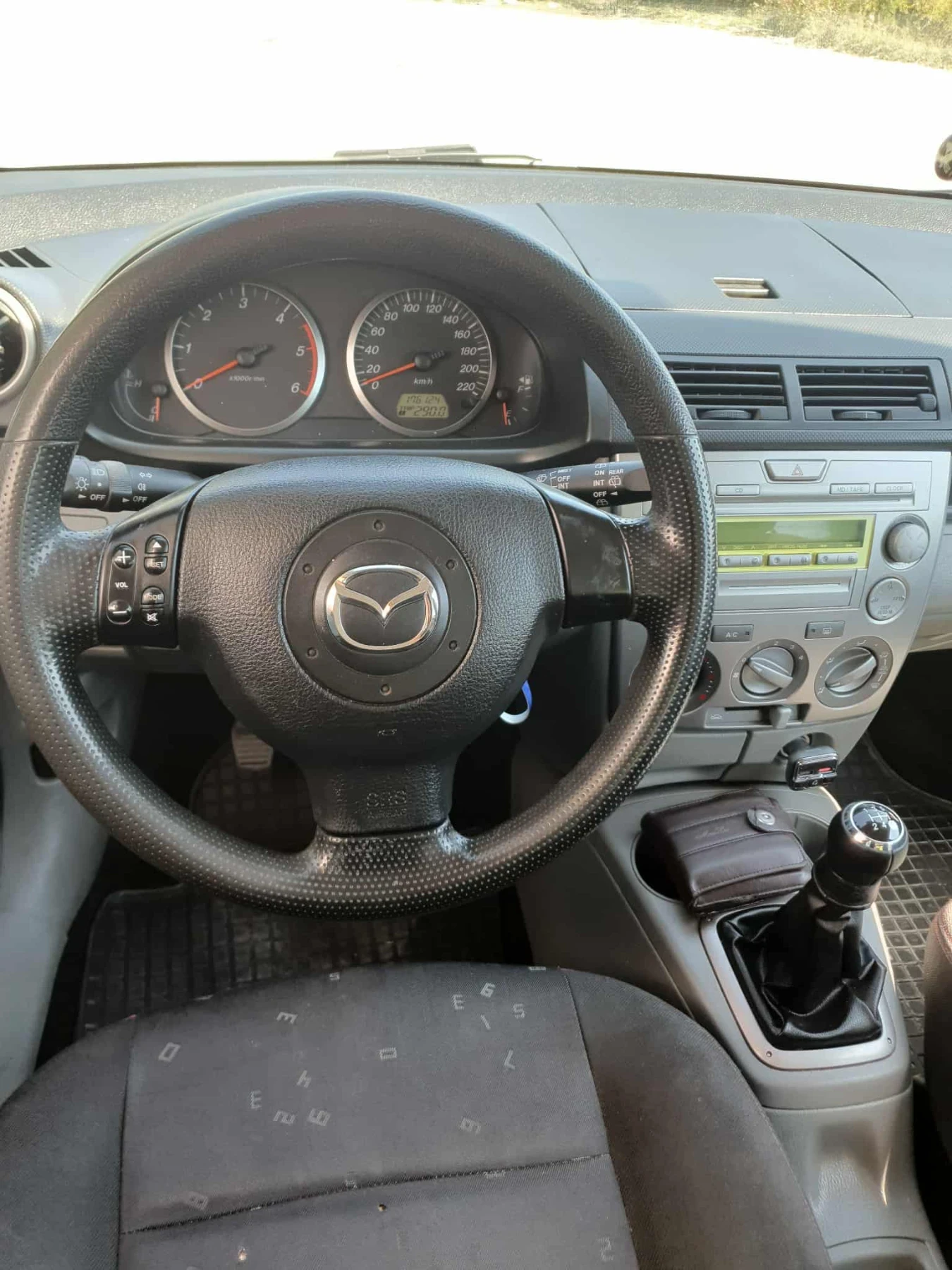 Mazda 2 1.4 HDI DIZEL - изображение 9