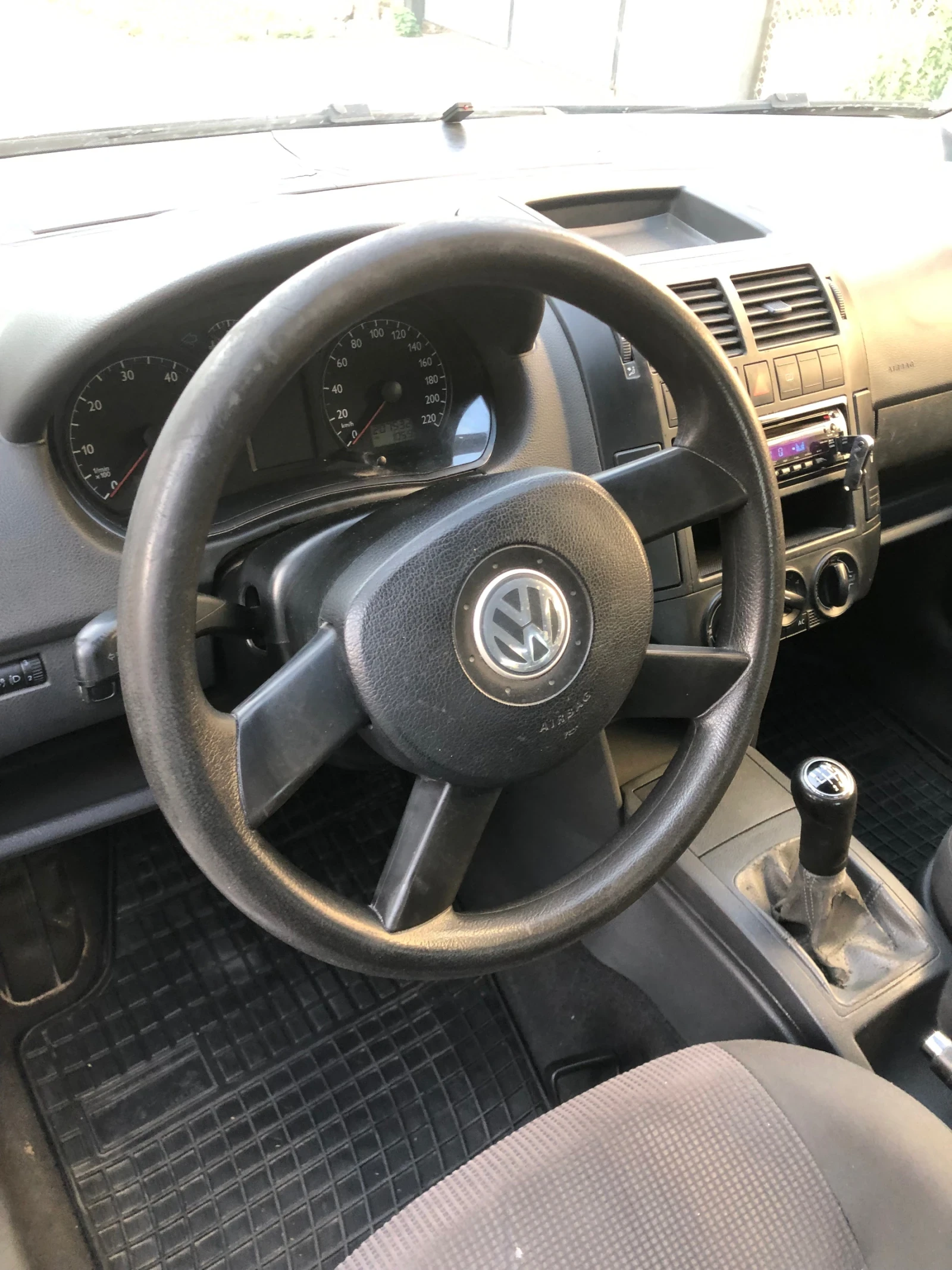 VW Polo  - изображение 7