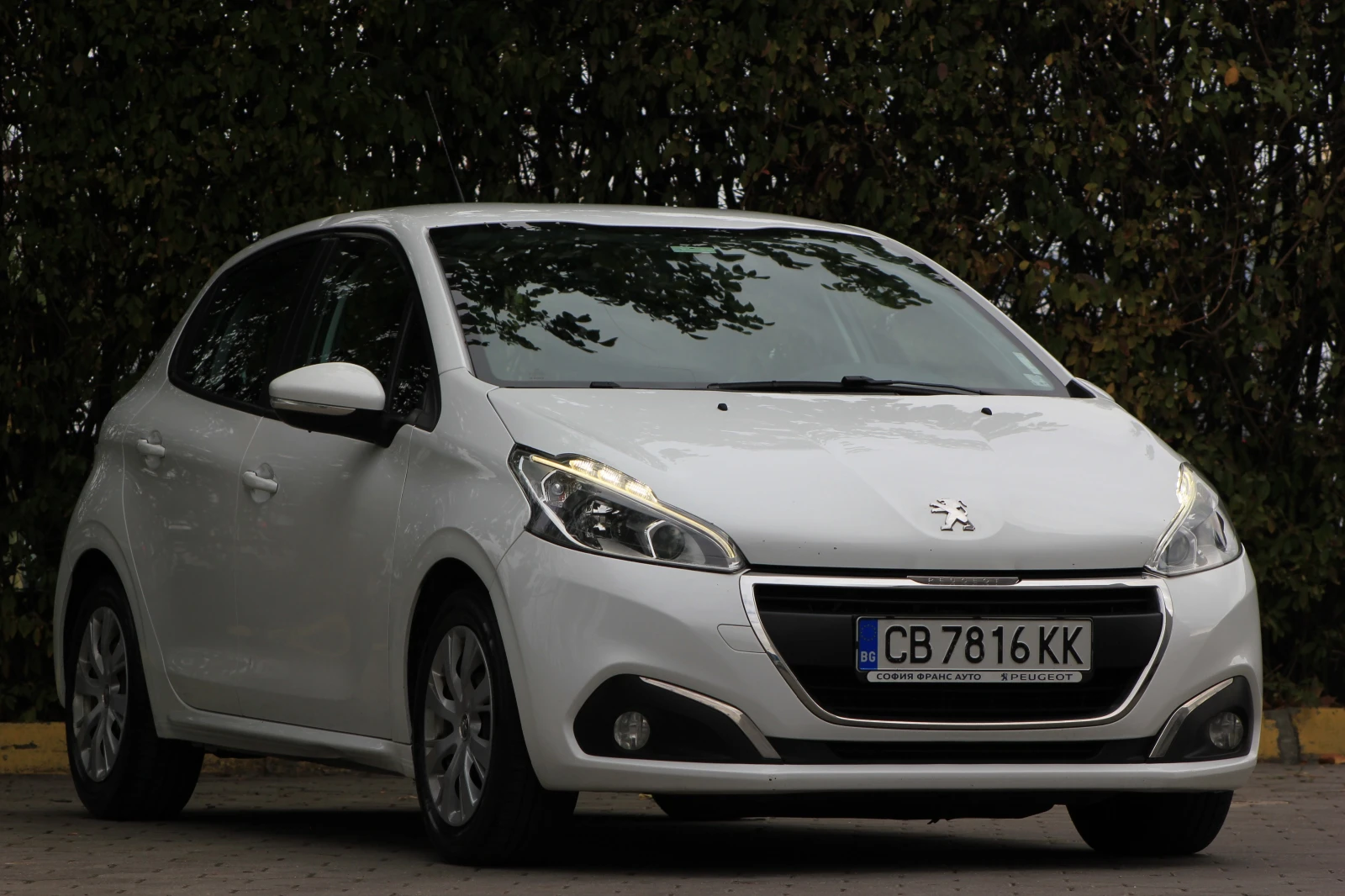 Peugeot 208 1.6 BlueHDI - изображение 3