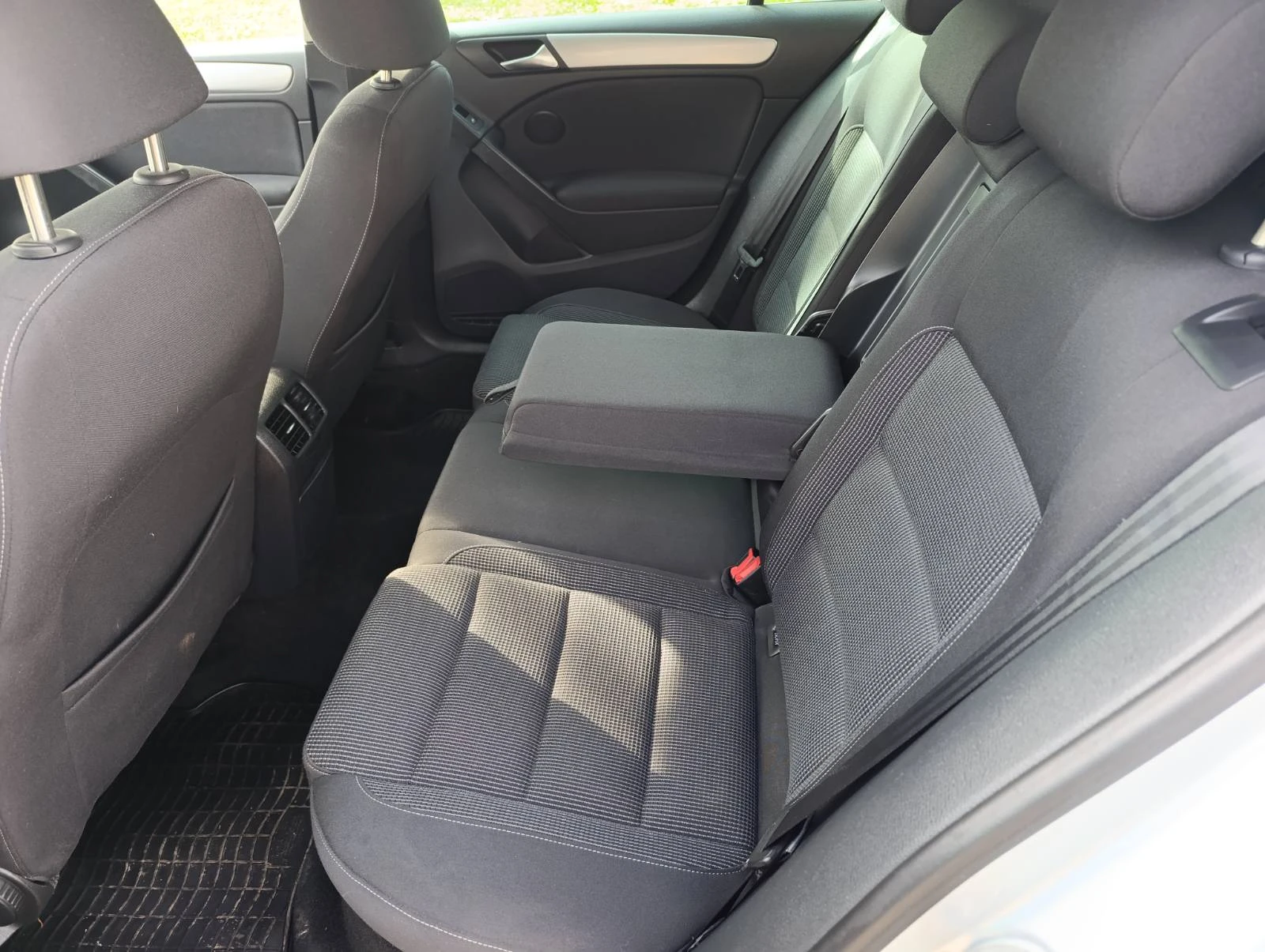 VW Golf 2010� ������� ��������� | Mobile.bg � ����������� 13