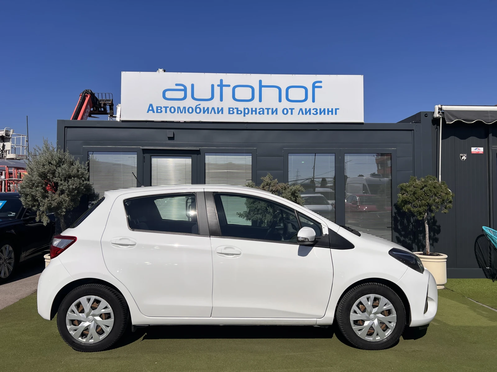 Toyota Yaris ТERRA/1.5 VVT-I/111к.с./6MT, снимка 5 - Автомобили и джипове - 54126844